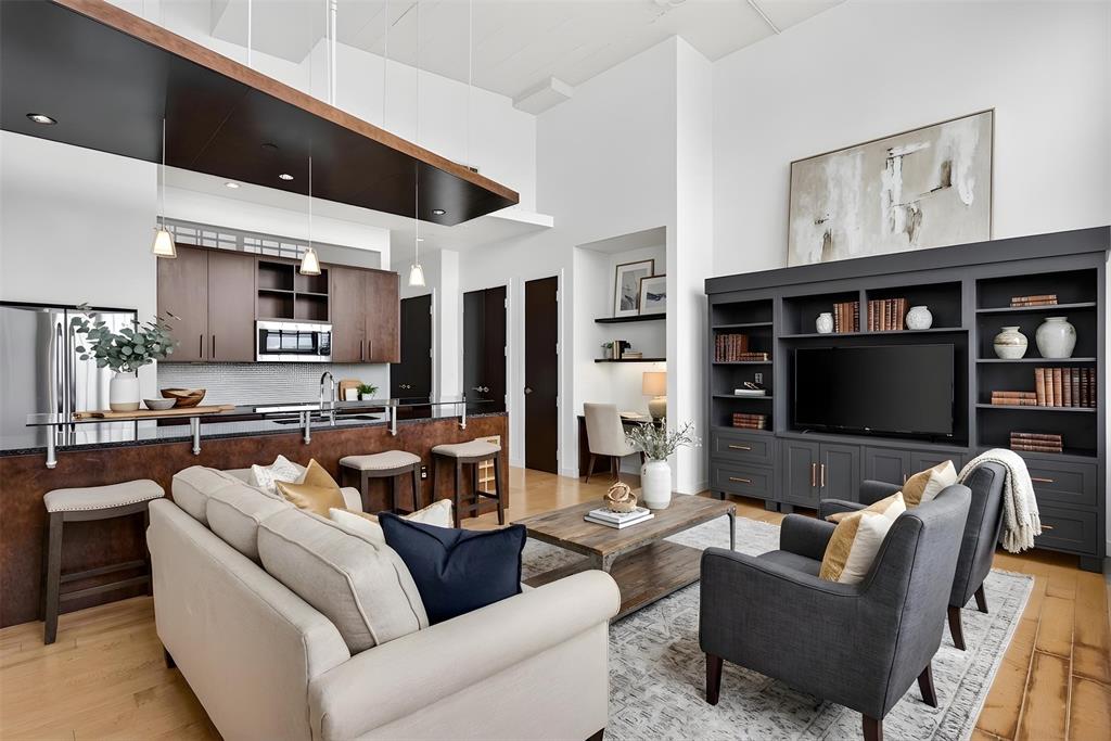 One Montgomery Plaza Residence Condo - Residential