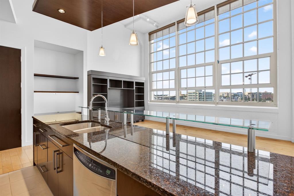 One Montgomery Plaza Residence Condo - Residential