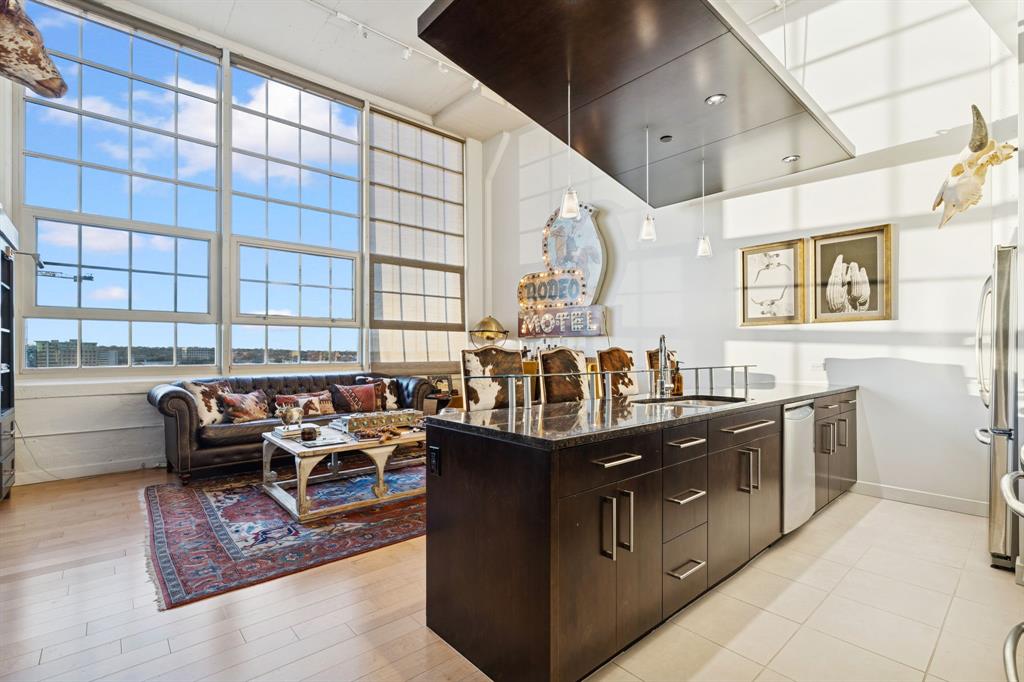 One Montgomery Plaza Residence Condo - Residential