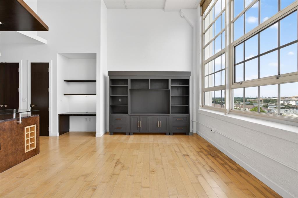 One Montgomery Plaza Residence Condo - Residential