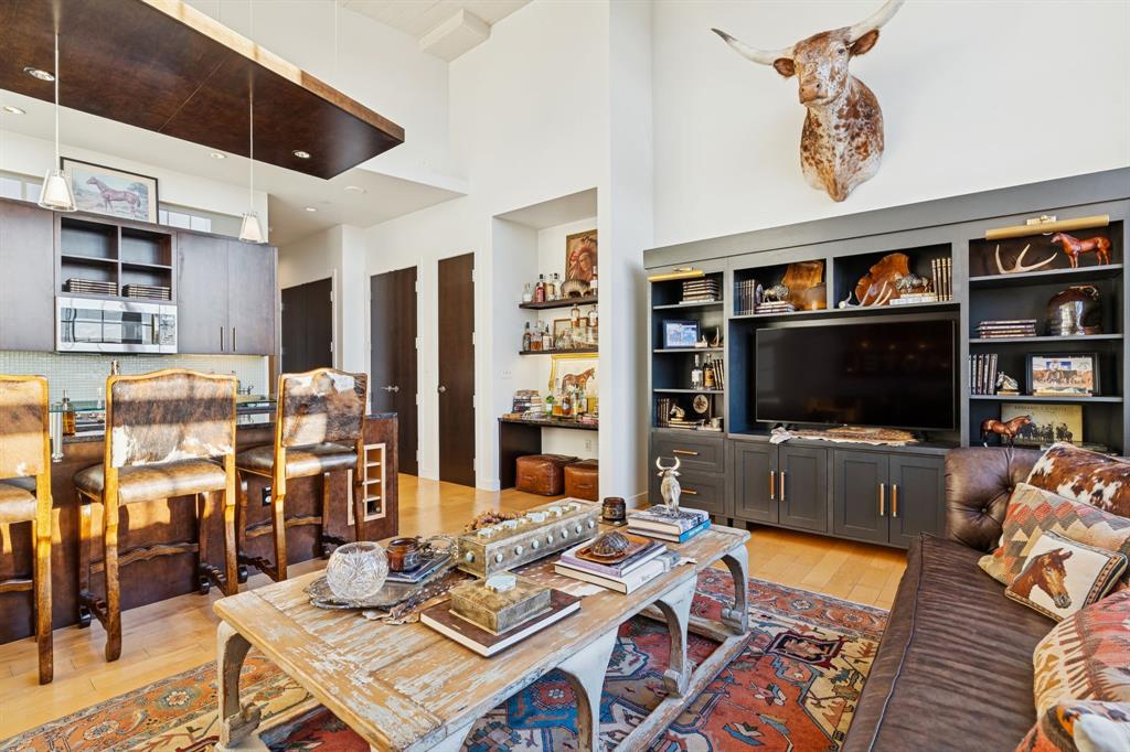 One Montgomery Plaza Residence Condo - Residential