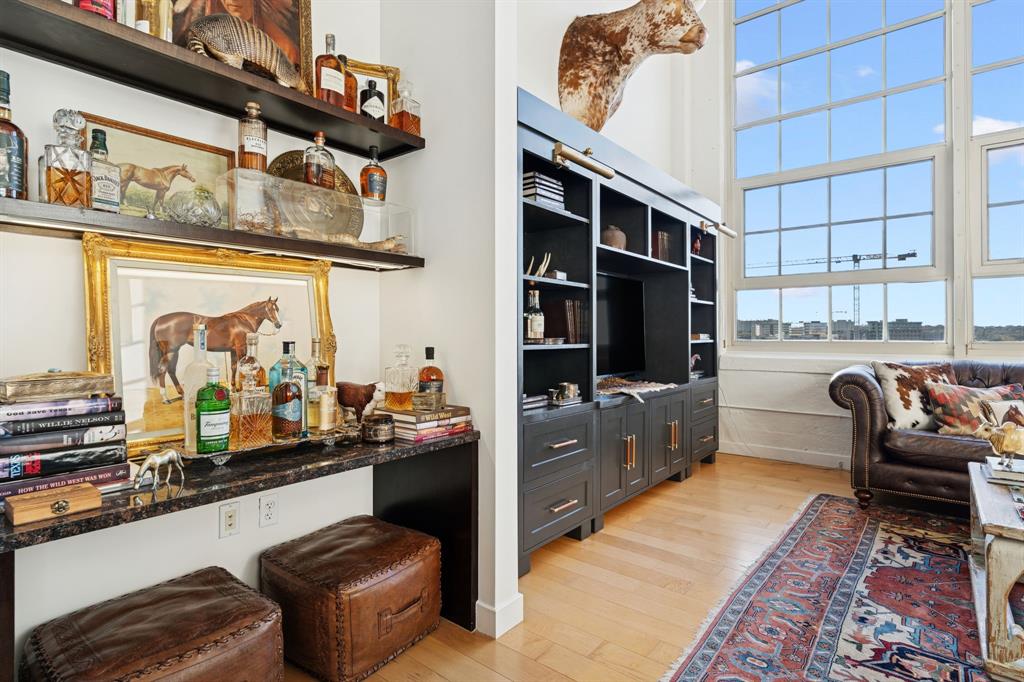 One Montgomery Plaza Residence Condo - Residential