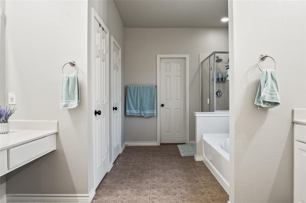Lewisville, Texas 75056, United States, 5 Bedrooms Bedrooms, ,3 BathroomsBathrooms,Residential,Active,119456