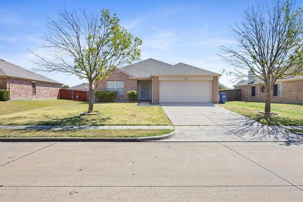 1506 WATERS EDGE DR, GLENN HEIGHTS, TX 75154 - Image 3ed3046cca2f2e04e63c9d05451bf6eb/460518033