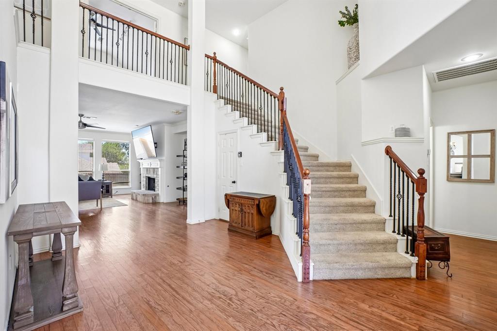 6940 Chapelridge Drive