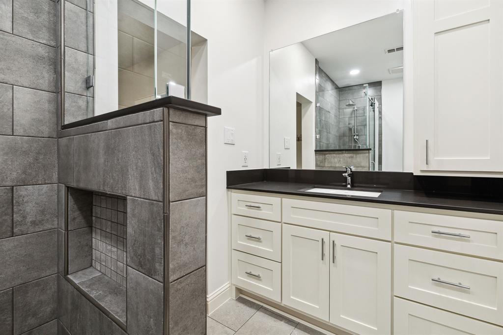 Carillon - Residential