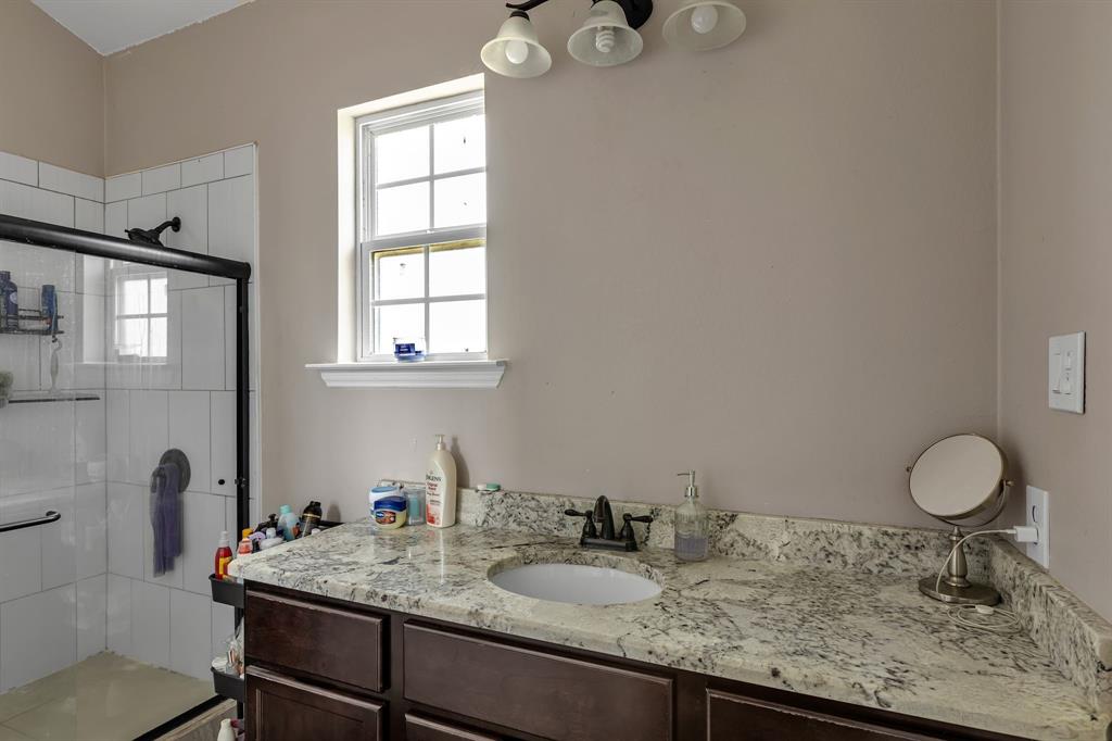 MARTHA MUSICK, 20.09 ACRES, & HOUSE - Residential