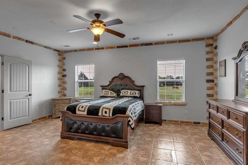 MARTHA MUSICK, 20.09 ACRES, & HOUSE - Residential