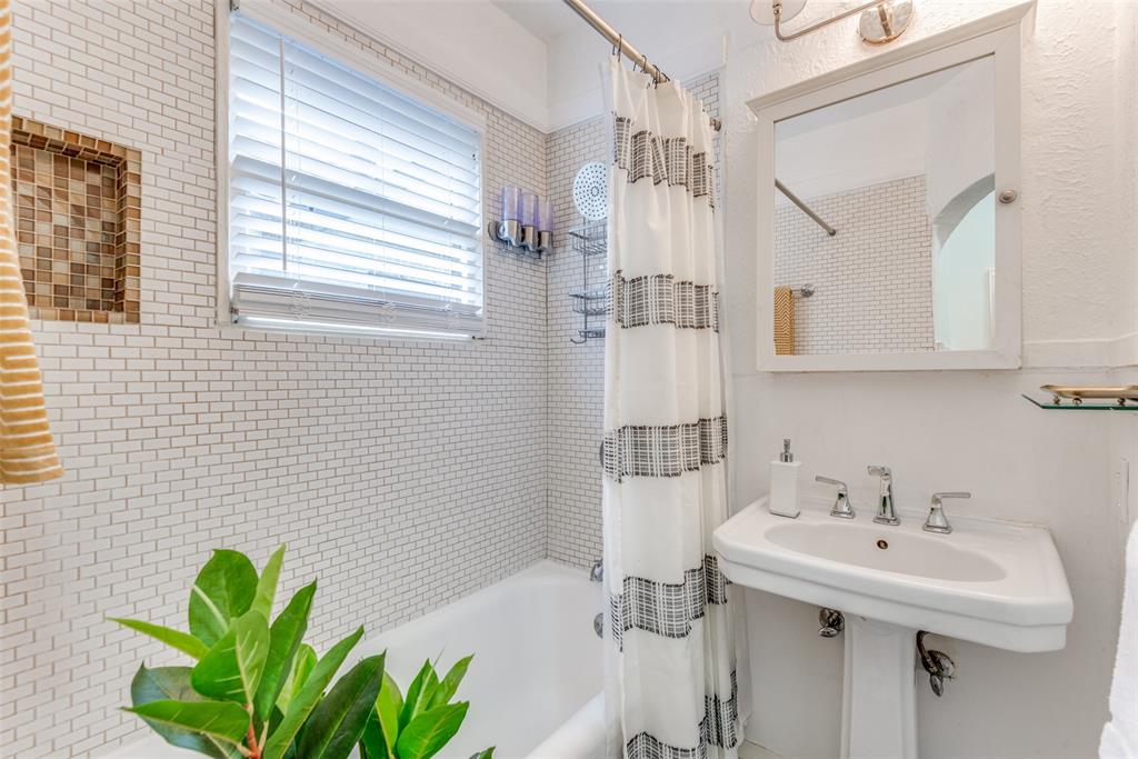 University Place - Residential Income