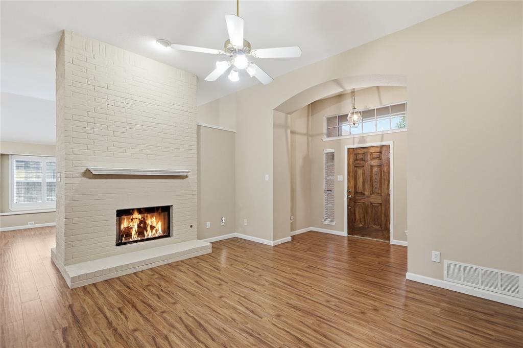 7204 Mesa Verde Trail