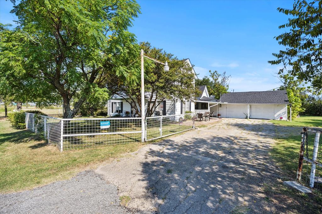 7099 N FM 148