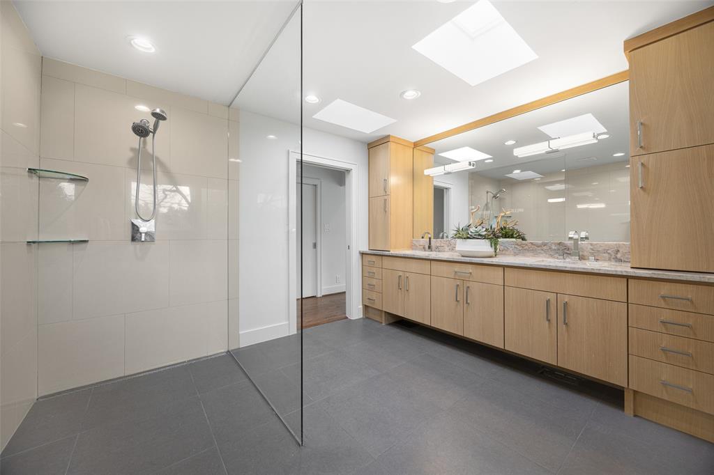 NORTH LAKE ESTATES 2ND INST - Residential