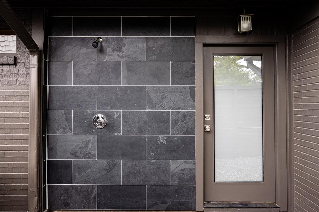 NORTH LAKE ESTATES 2ND INST - Residential