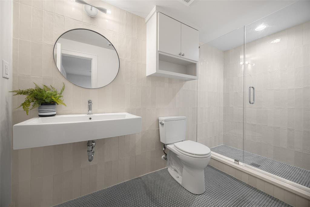 NORTH LAKE ESTATES 2ND INST - Residential