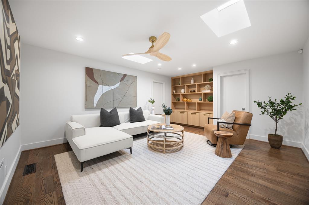 NORTH LAKE ESTATES 2ND INST - Residential