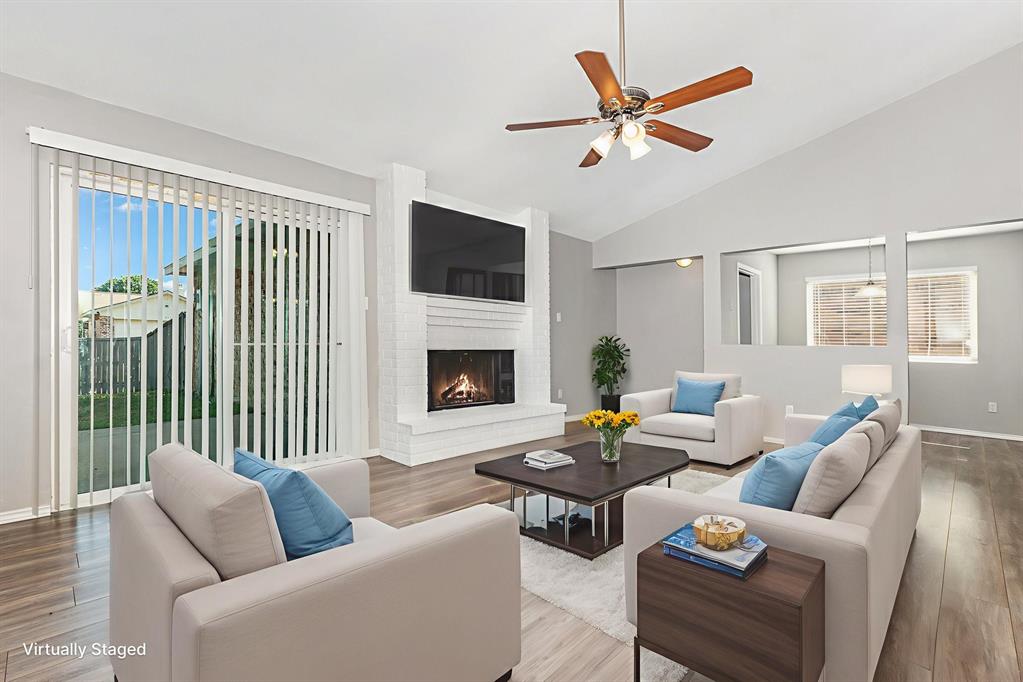828 Harvest Glen Drive