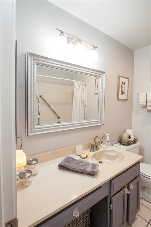 Euless, Texas 76039, United States, 3 Bedrooms Bedrooms, ,2 BathroomsBathrooms,Residential,Active,222848