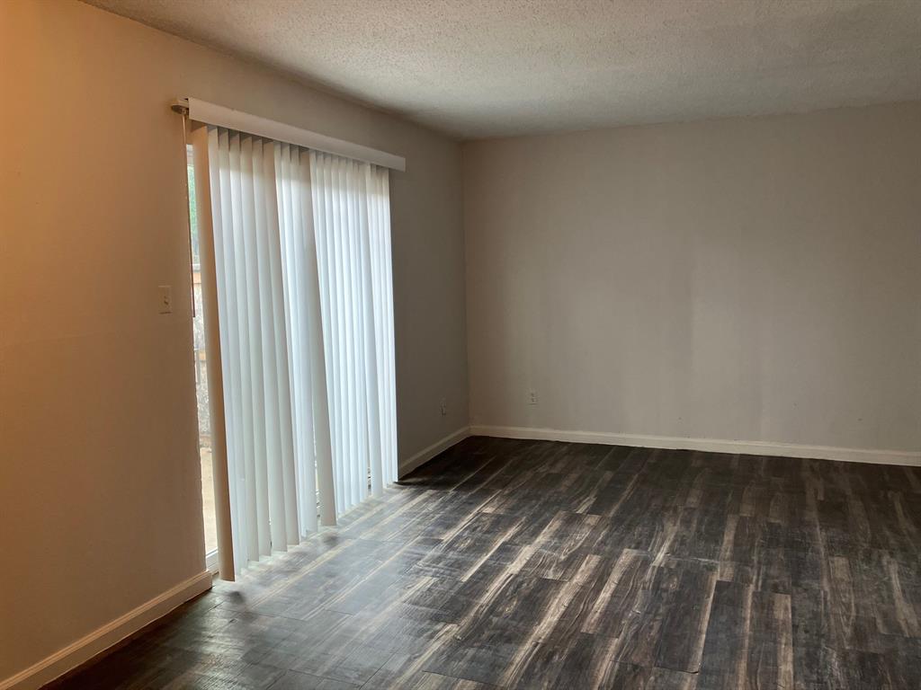 5727 Harvest Hill Road 1042