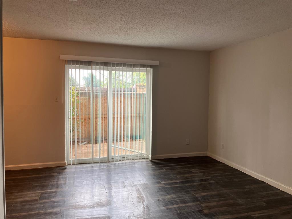 5727 Harvest Hill Road 1042