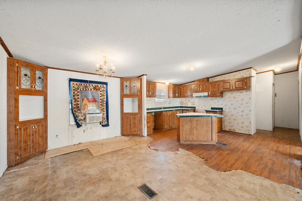 Country Manor Estates - Residential