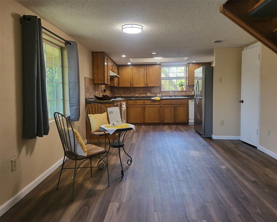 Roanoke Hills - Residential Lease