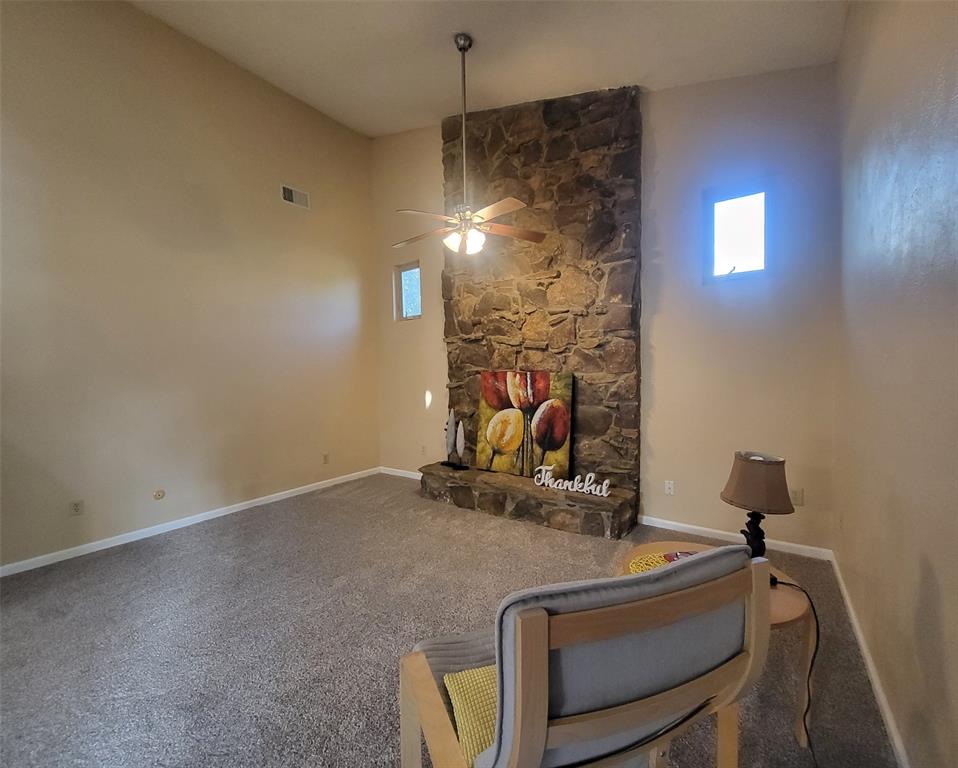 Roanoke Hills - Residential Lease