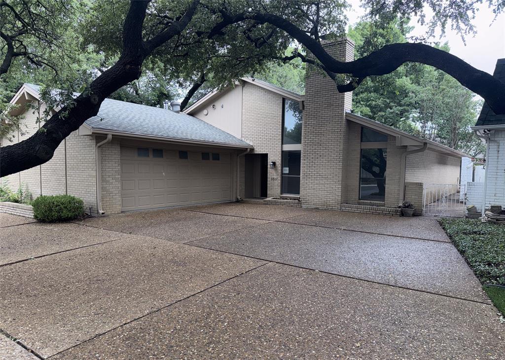 3801 Brookhaven Circle