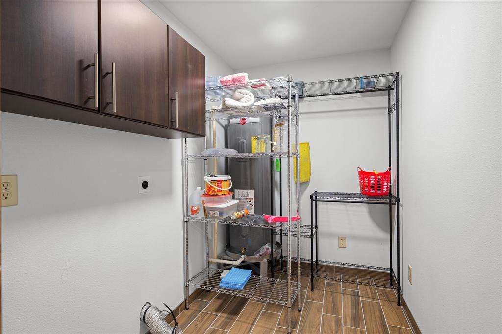 Cedarcrest Shores Estate - Residential