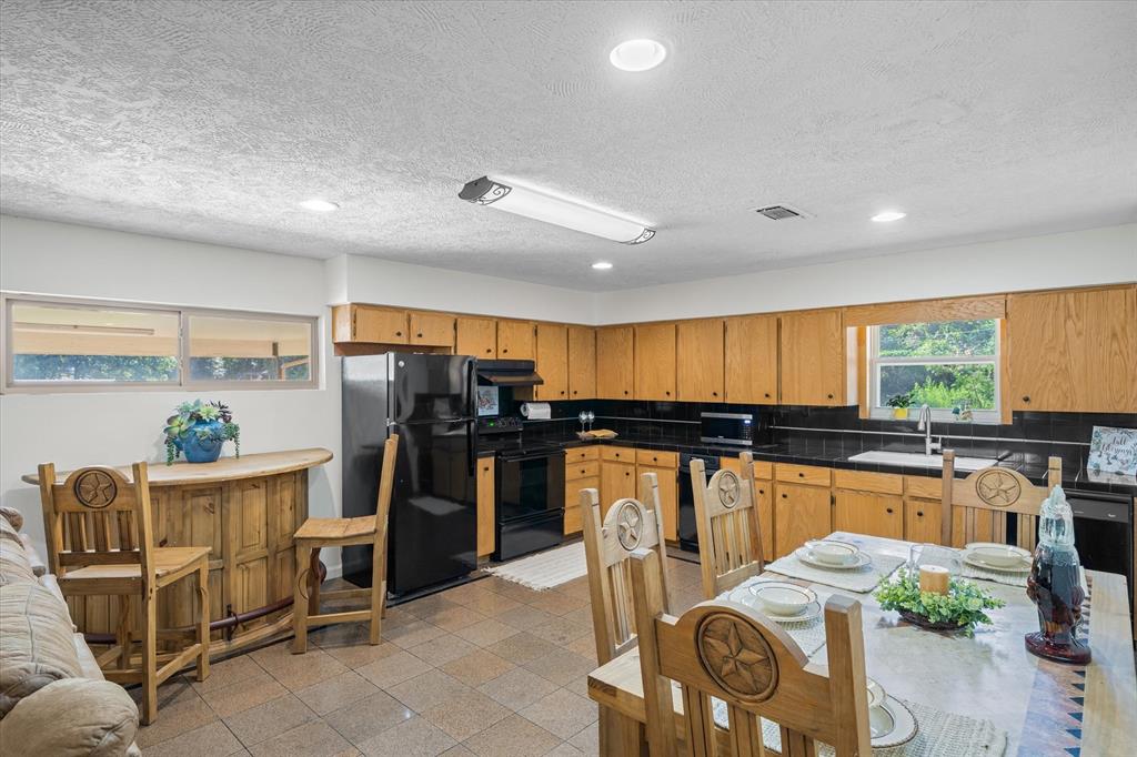 Cedarcrest Shores Estate - Residential