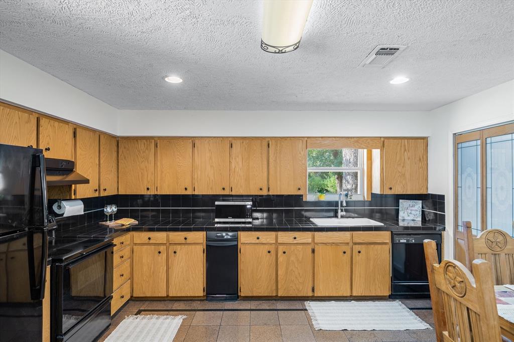 Cedarcrest Shores Estate - Residential