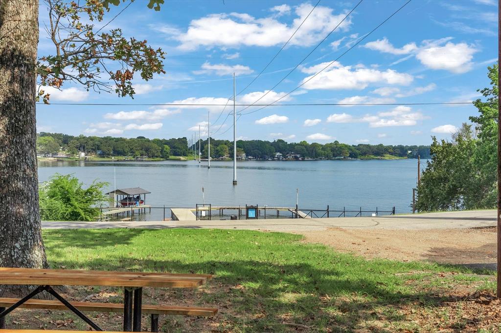 Cedarcrest Shores Estate - Residential