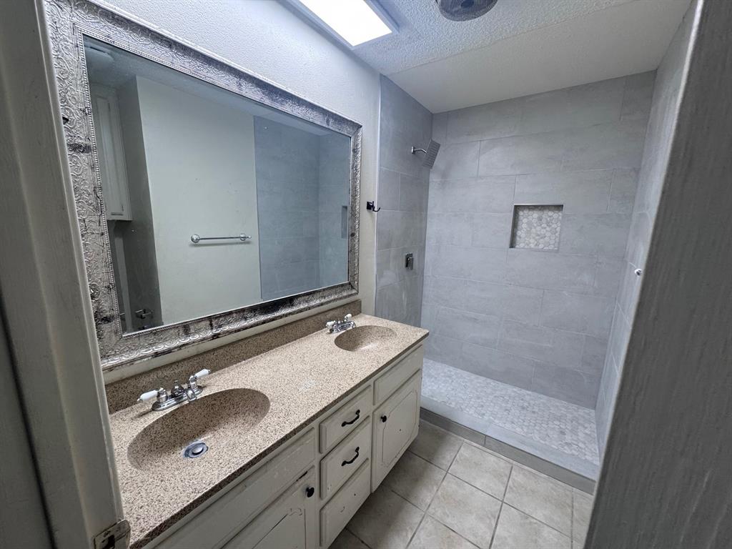 Prestondale Estates - Residential Lease