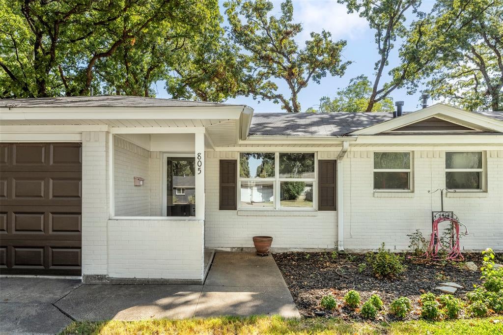 805 Clover Park Drive