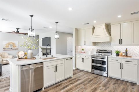 1123 Caroline Drive Princeton TX 75407