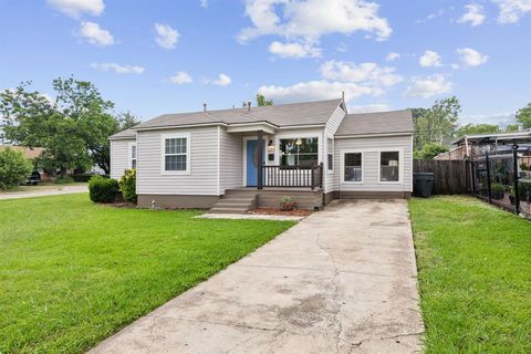 2504 Falls Drive Dallas TX 75211