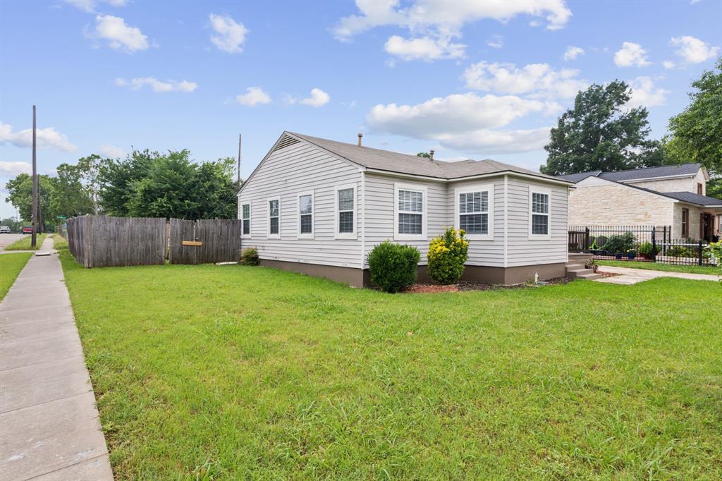 2504 Falls Drive
