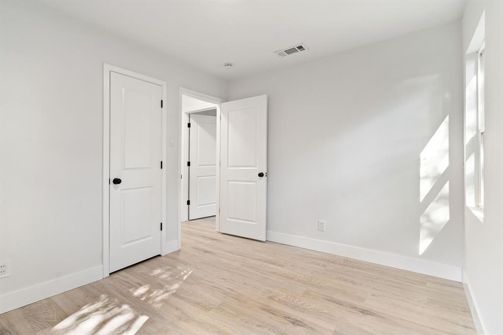 Arlington Manor - Residential