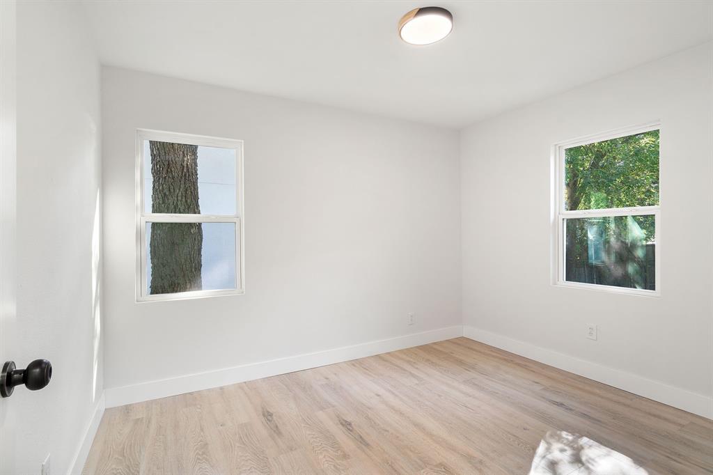 Arlington Manor - Residential