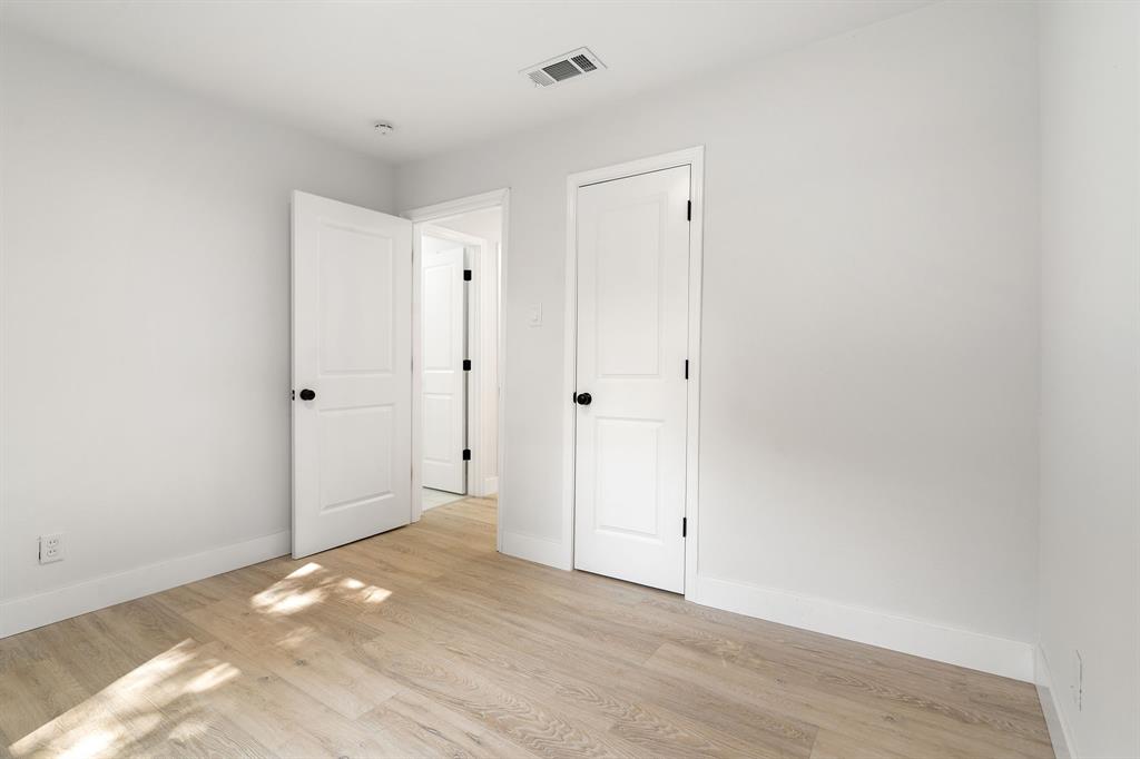 Arlington Manor - Residential