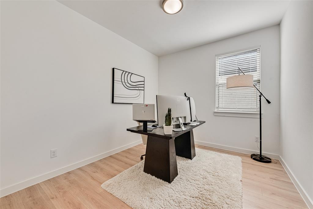 5011 Emerald Hill Drive