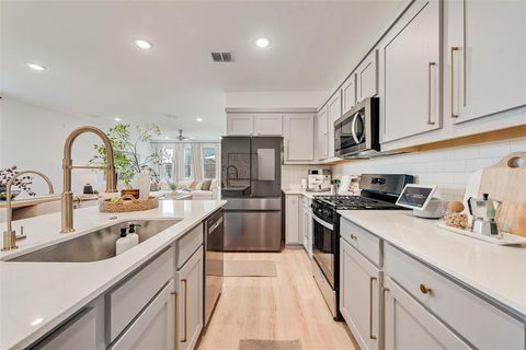 Tiny photo for 5011 Emerald Hill Drive, Princeton, TX 75071 (MLS # 21095853)