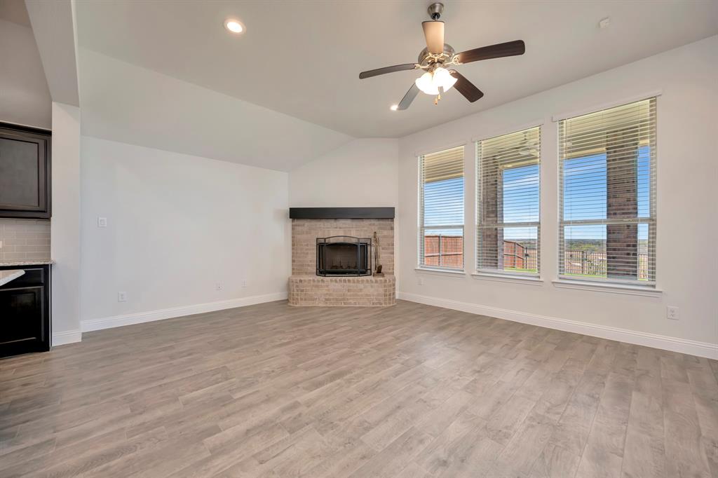 Live Oak Crk - Residential