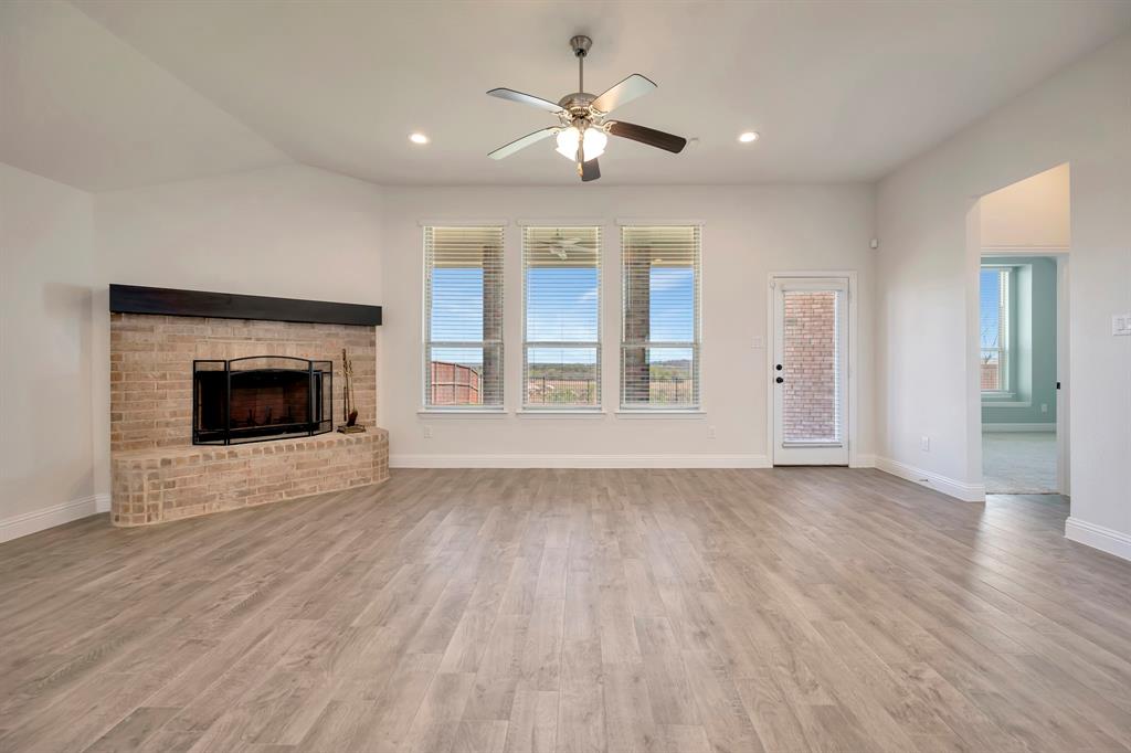 Live Oak Crk - Residential