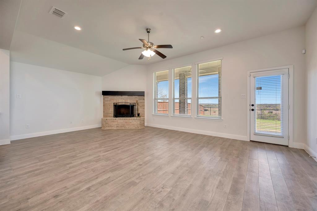 Live Oak Crk - Residential