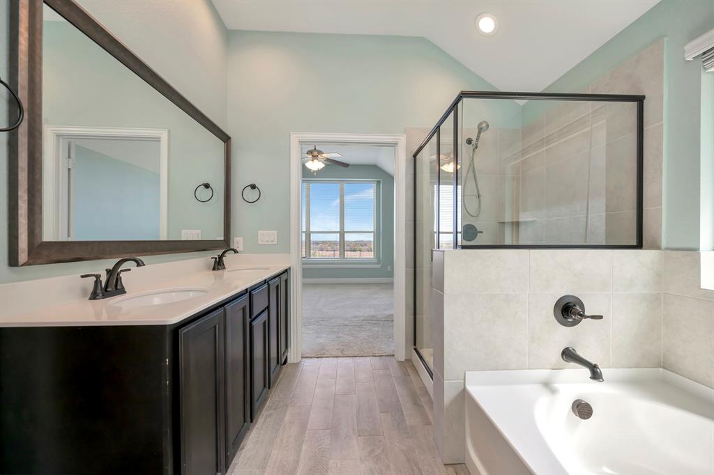 Live Oak Crk - Residential