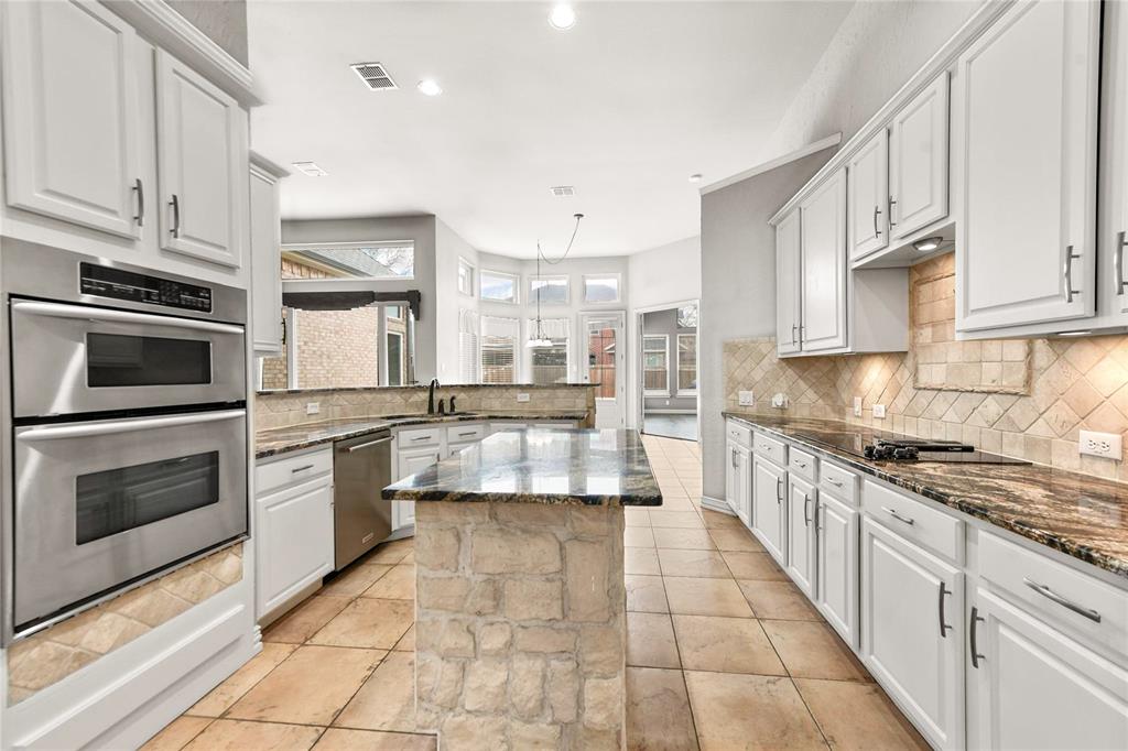 Flower Mound, Texas 75028, United States, 4 Bedrooms Bedrooms, ,3 BathroomsBathrooms,Residential,Pending,1815