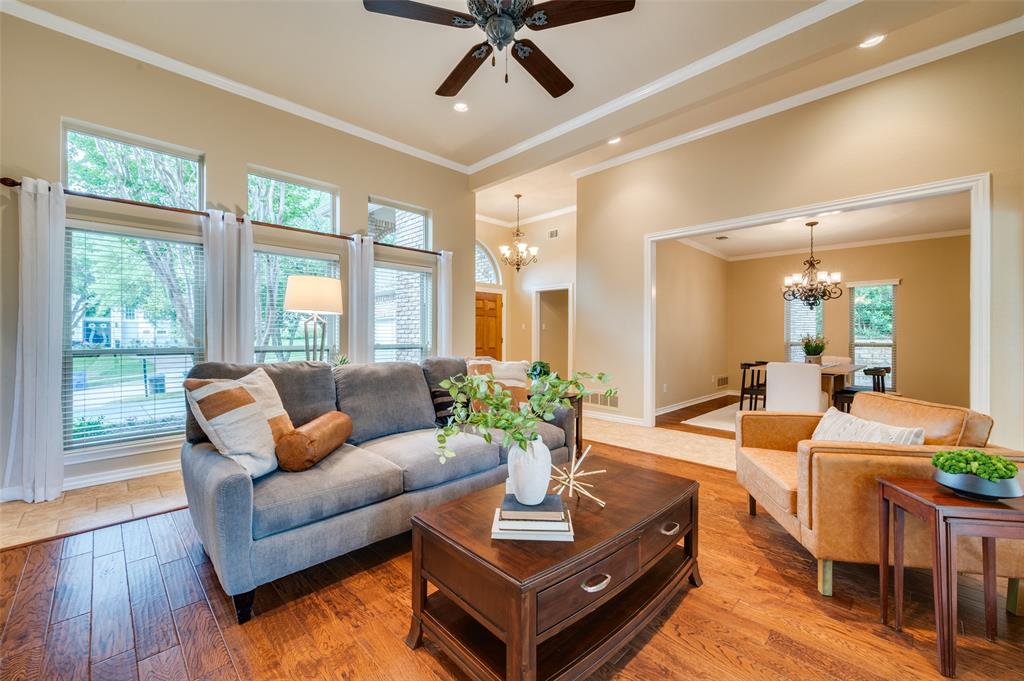 825 Hills Creek Drive