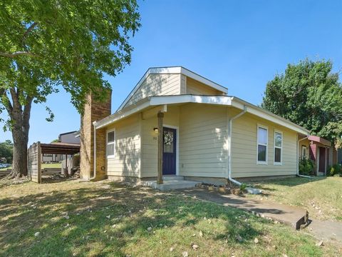 A home in Lewisville