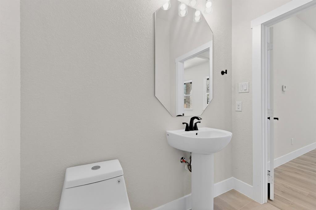 Gene Moore Add - Residential