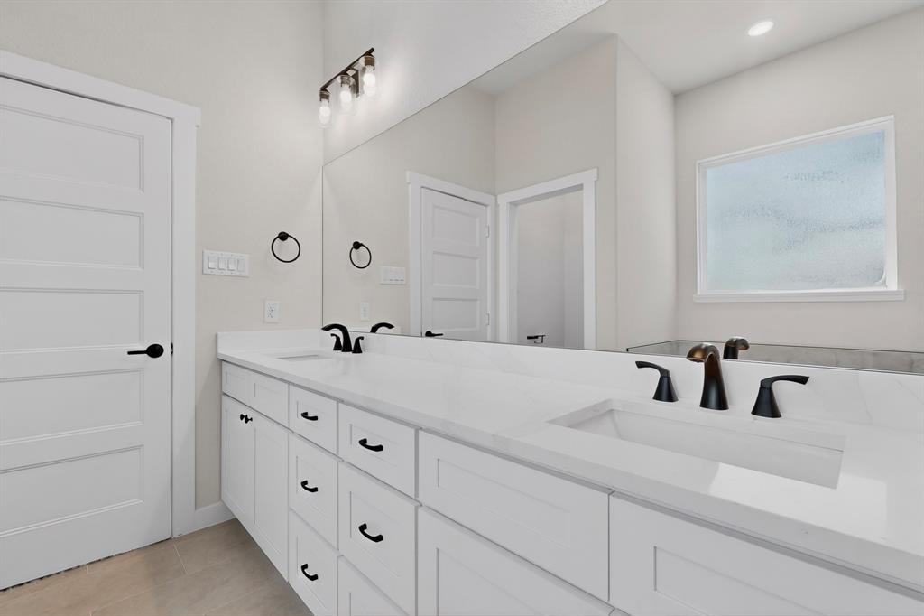 Gene Moore Add - Residential